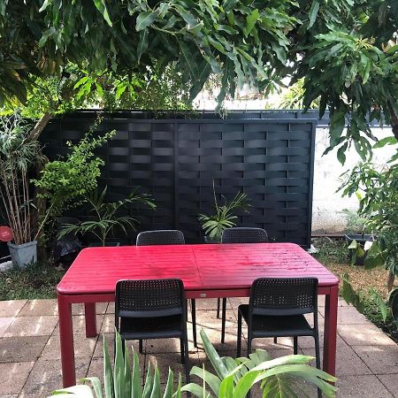 圣皮埃尔Meuble Le Manguier公寓 外观 照片
